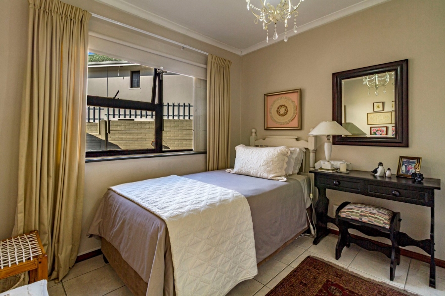 8 Bedroom Property for Sale in Helderberg Estate Western Cape